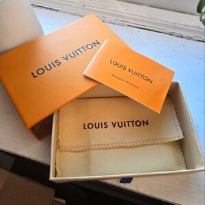 Louis Vuitton Box w/Cloth Dust Bag